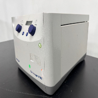 Eppendorf 5702 Centrifuge image 1
